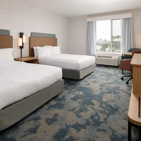 Hampton Inn By Hilton North Hollywood Los Angeles Exterior photo