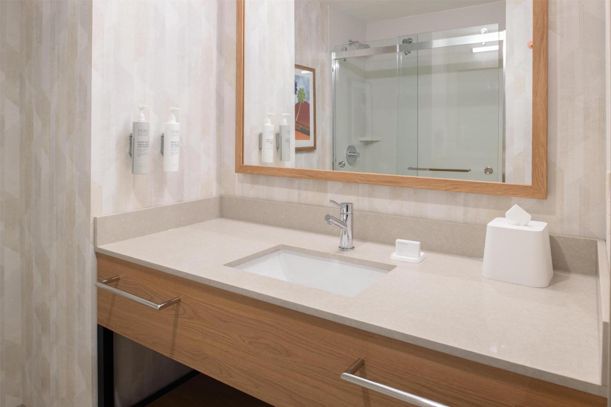 Hotel Hampton By Hilton North Hollywood Los Angeles