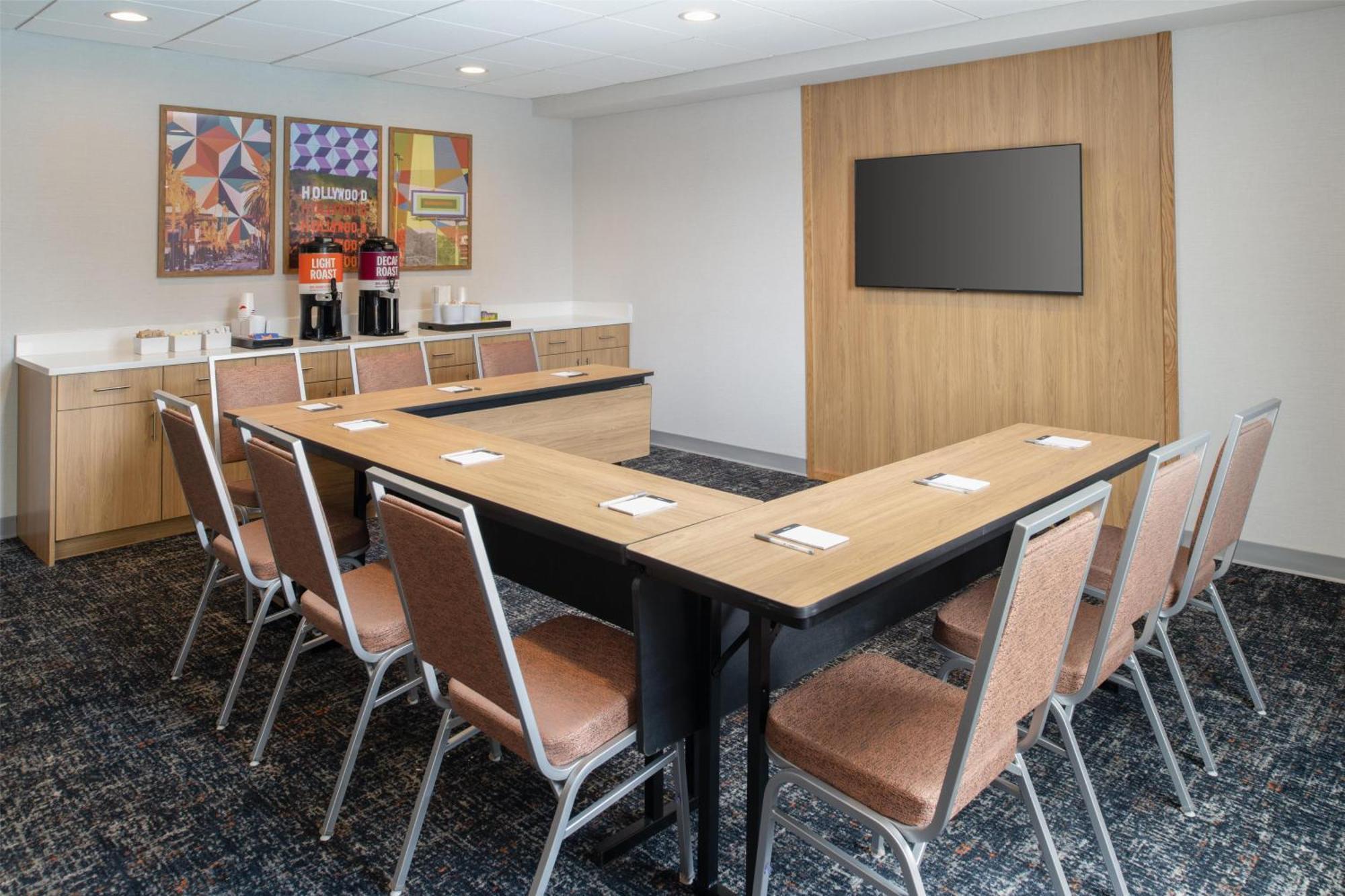Hampton By Hilton North Hollywood Los Angeles