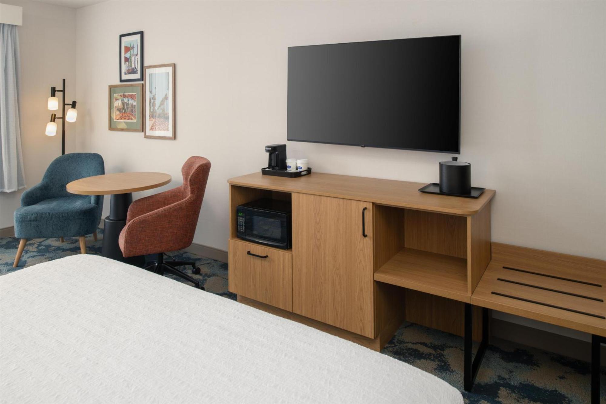 Hampton By Hilton North Hollywood 3*
