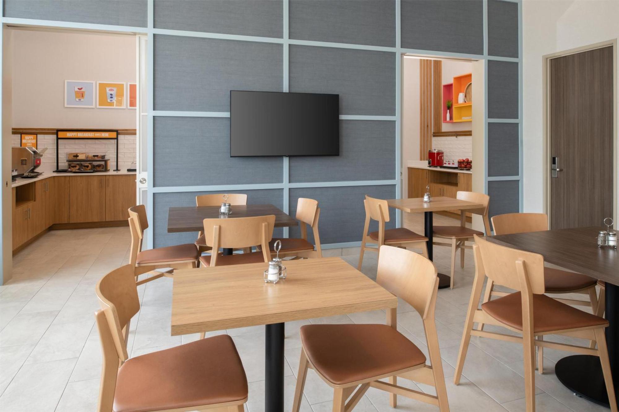 Hampton By Hilton North Hollywood 3*
