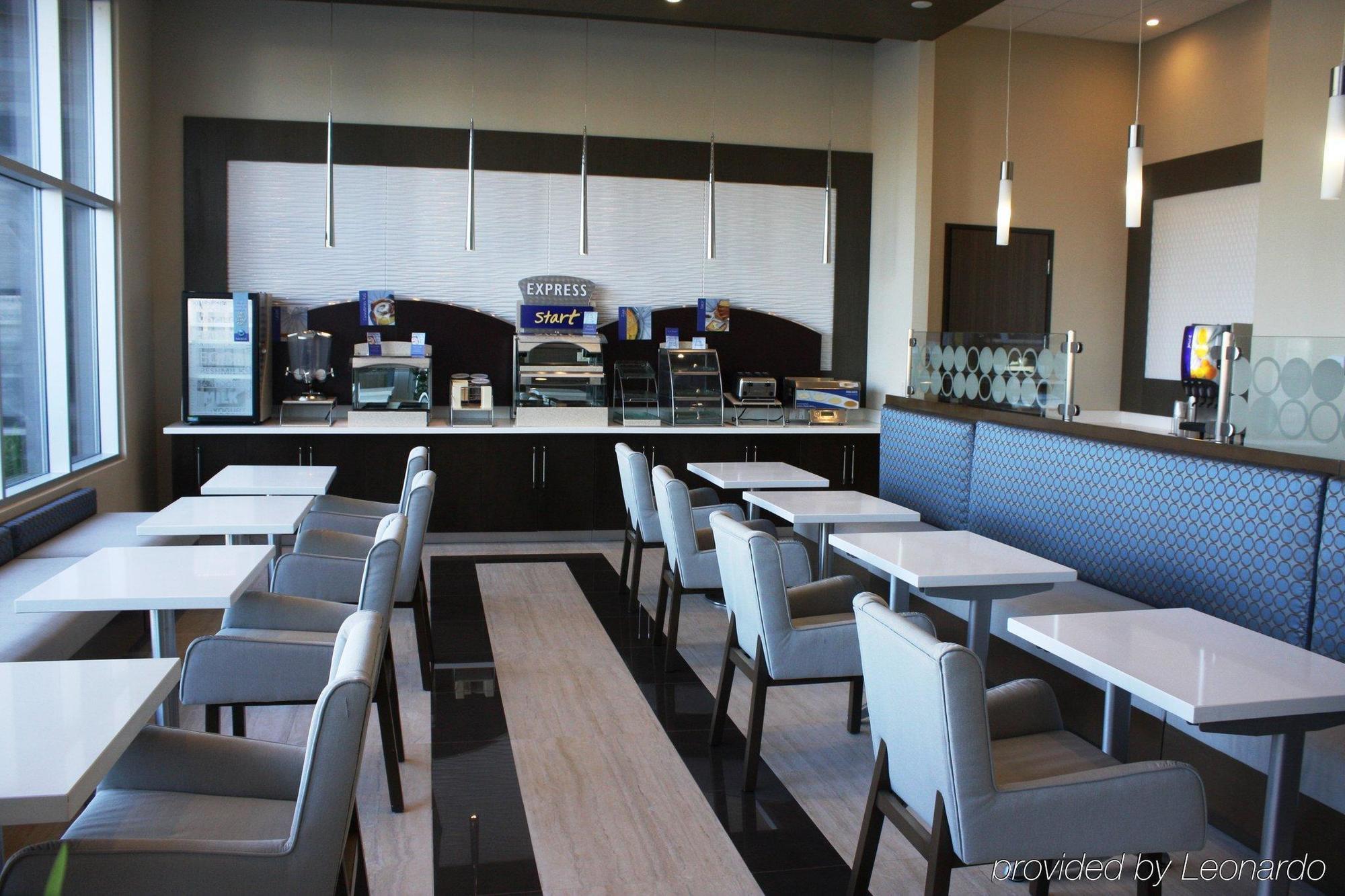 Hampton By Hilton North Hollywood Hotel 3*