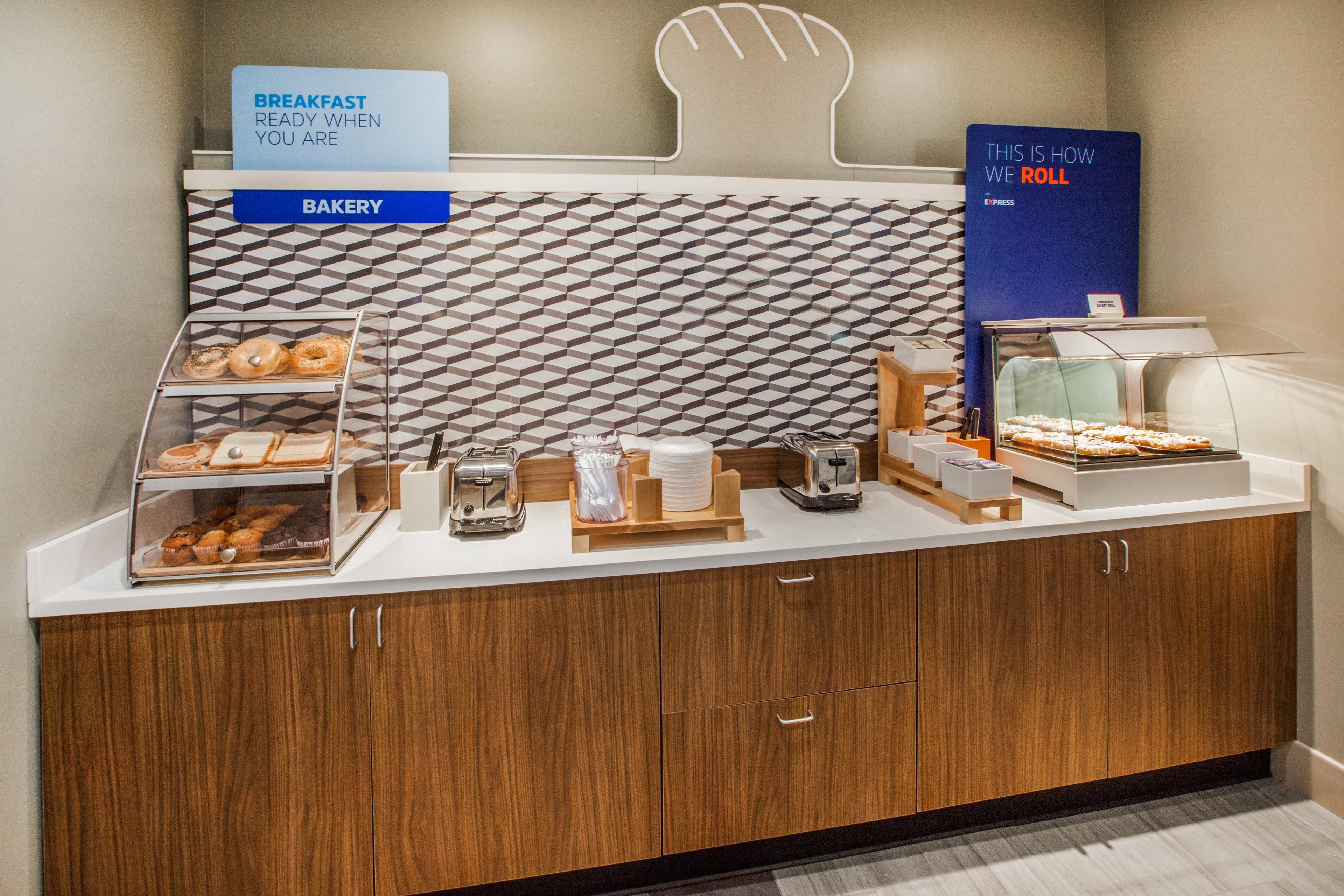 Hotel Express North Hollywood - Burbank Area By Ihg 3*